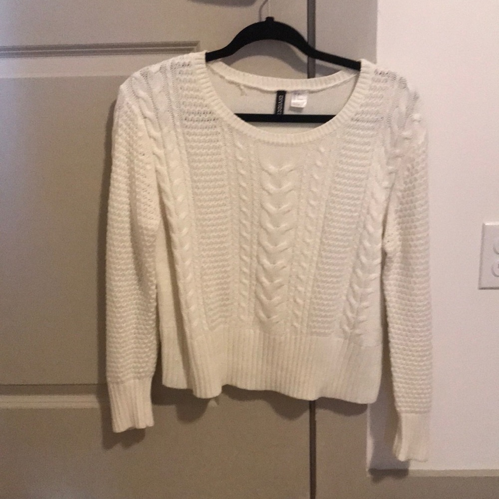 H&M women’s cream cable knit sweater
